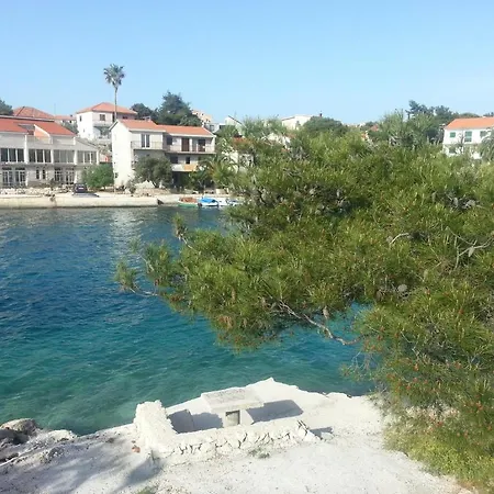 Rino * Rogoznica (Sibenik-Knin)